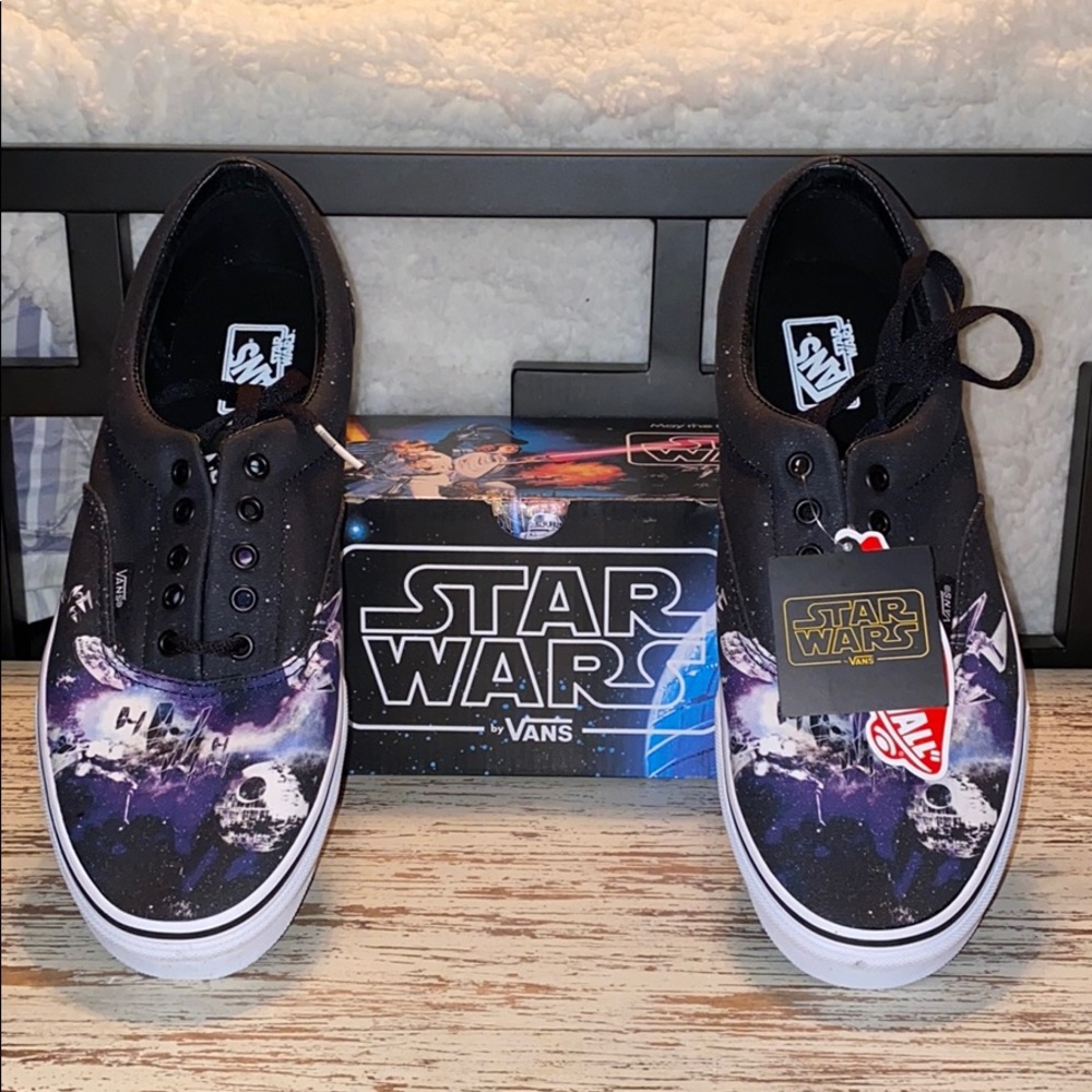 NIB STARS WARS DARK SIDE LACE UPS